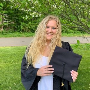 Meet your Posher, Natalie